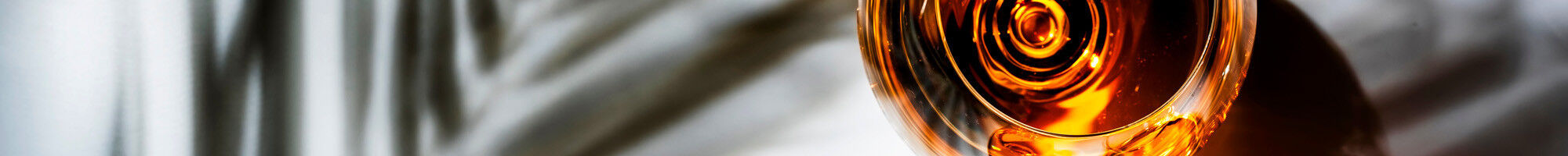 Cognac - desk
                